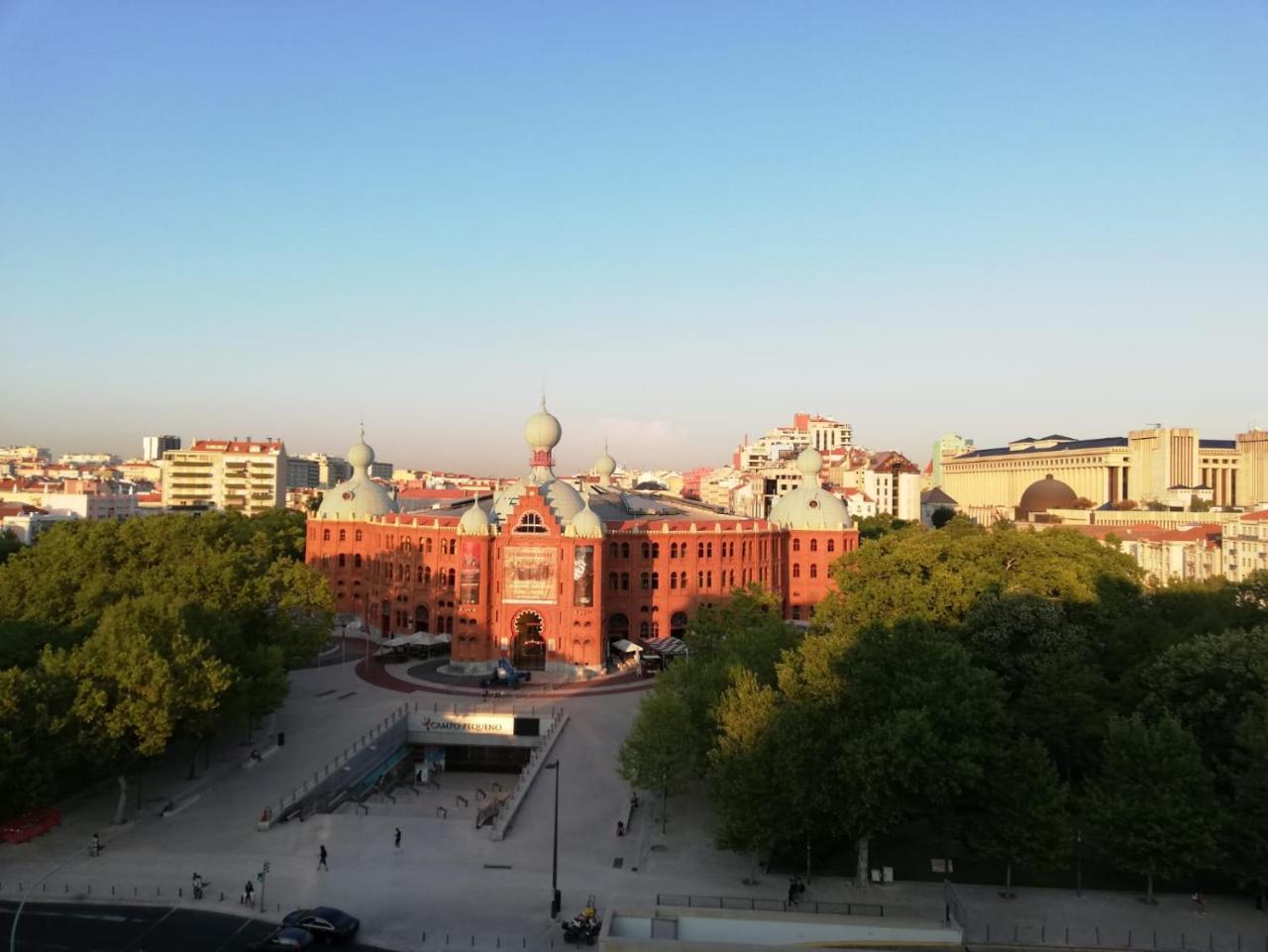 Republica83-Campo Pequeno Home Lisbon Luaran gambar